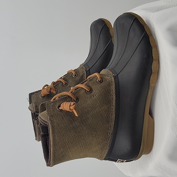 Sperry Saltwater Duck Boots, Size 7 - Picture 1 of 9
